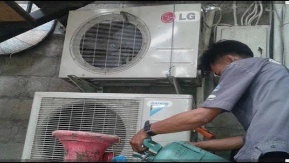 Bersihkan Filter AC